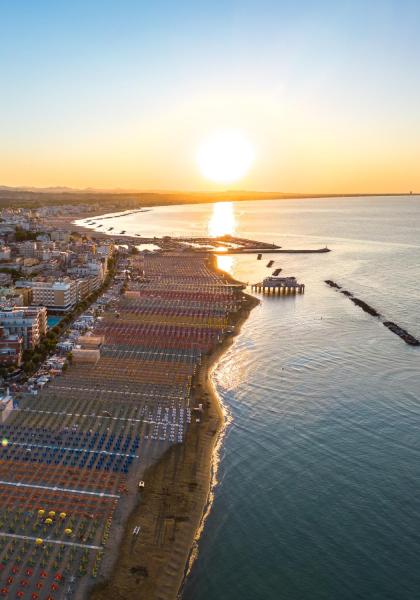 hotelmarconicattolica fr plages 021