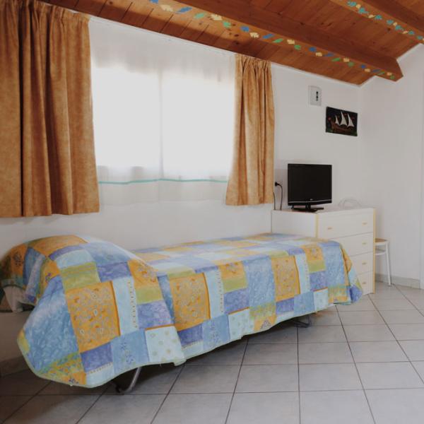 hotelmarconicattolica fr chambres 032